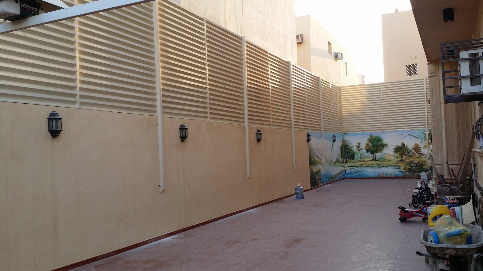 مظلات وسواتر  الرياض تركيب المظلات والسواتر بجدة معلم سندويش بانل في  الرياض ، افضل سعر مظلات وسواتر وتجهيز بيوت الشعر مقاول سواتر حديد ، معلم حدادة.
 551748829